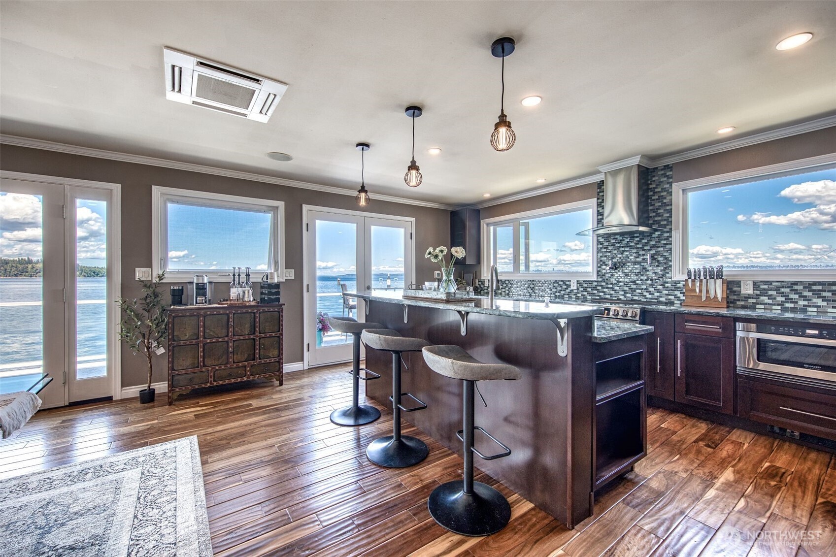 10879 Point Vashon Drive SW
