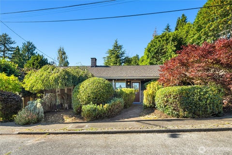 Photo of 5414 SW Beach Drive Terrace, Seattle, WA 98116 (MLS # 2551873)