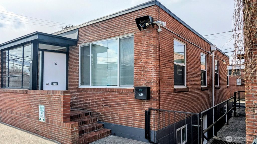 Photo of 1206 S 11th Street #16, Tacoma, WA 98405 (MLS # 2491990)