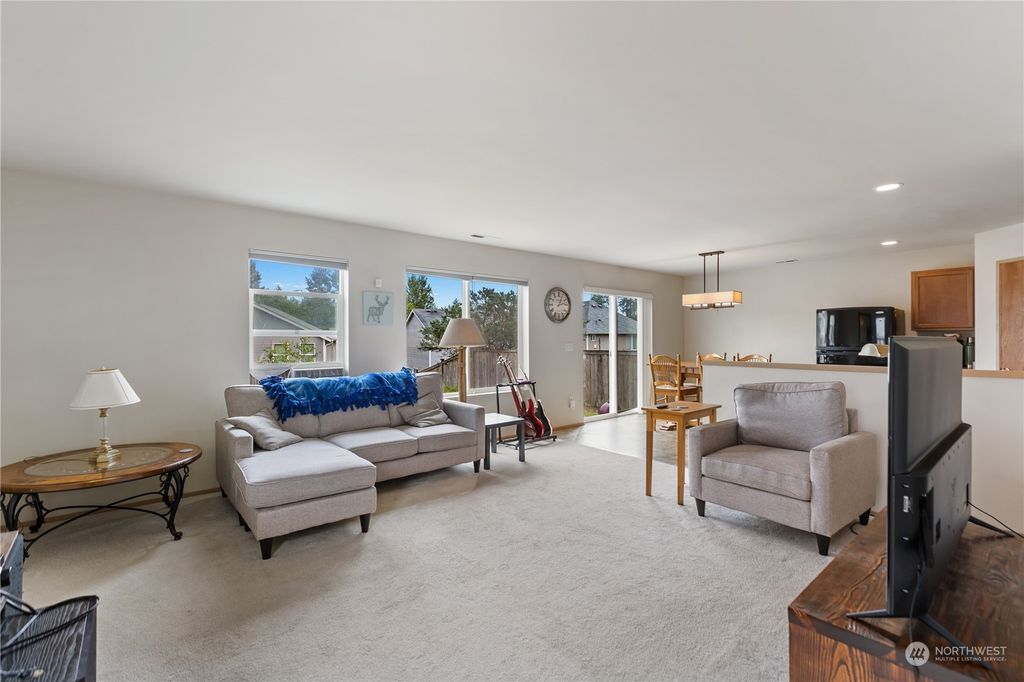 Photo of 7811 86th Drive NE, Marysville, WA 98270 (MLS # 2129357)