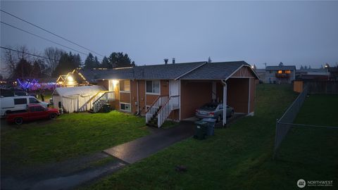 Photo of 1208 111th Street S #A-B, Tacoma, WA 98444 (MLS # 2465841)