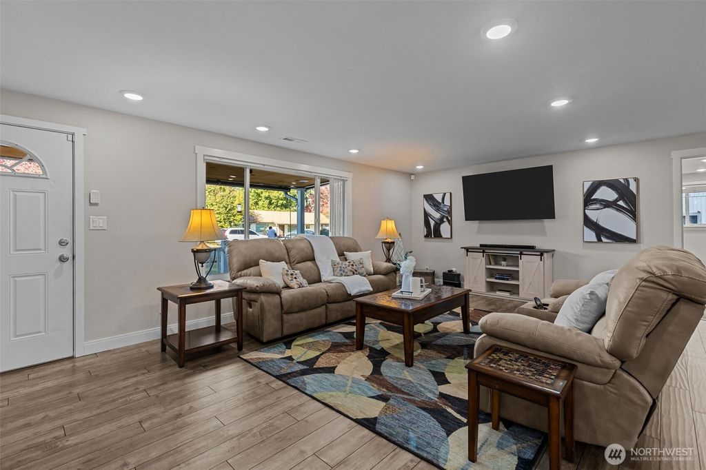Photo of 3316 O Street SE, Auburn, WA 98002 (MLS # 2447468)