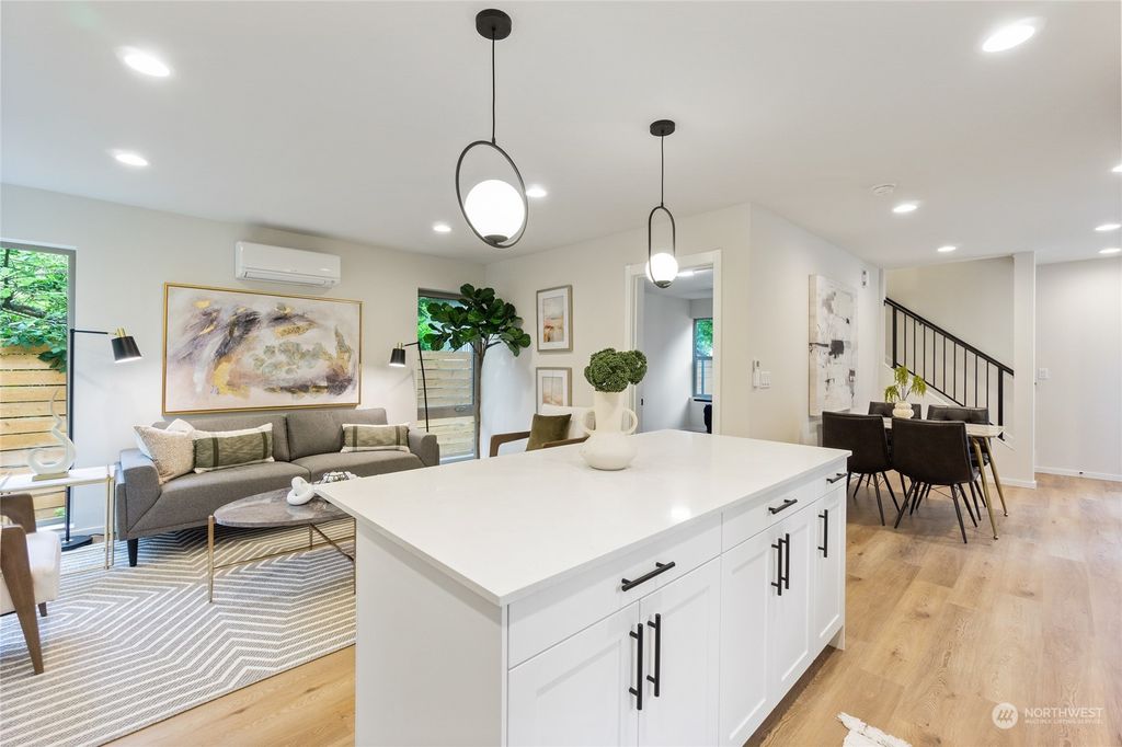 Photo of 14021 Ashworth Avenue N, Seattle, WA 98133 (MLS # 2264061)