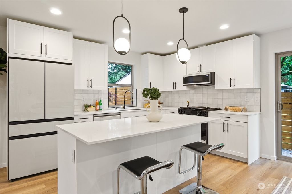 Photo of 14021 Ashworth Avenue N, Seattle, WA 98133 (MLS # 2264061)