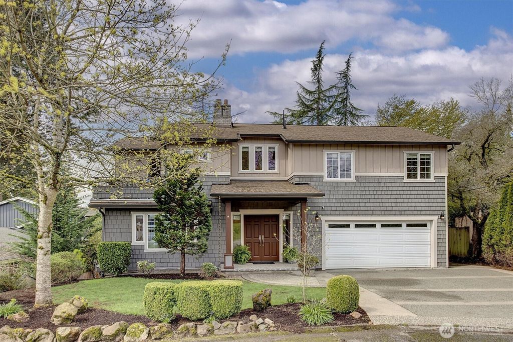 Photo of 1511 106th Avenue NE, Bellevue, WA 98004 (MLS # 2328065)