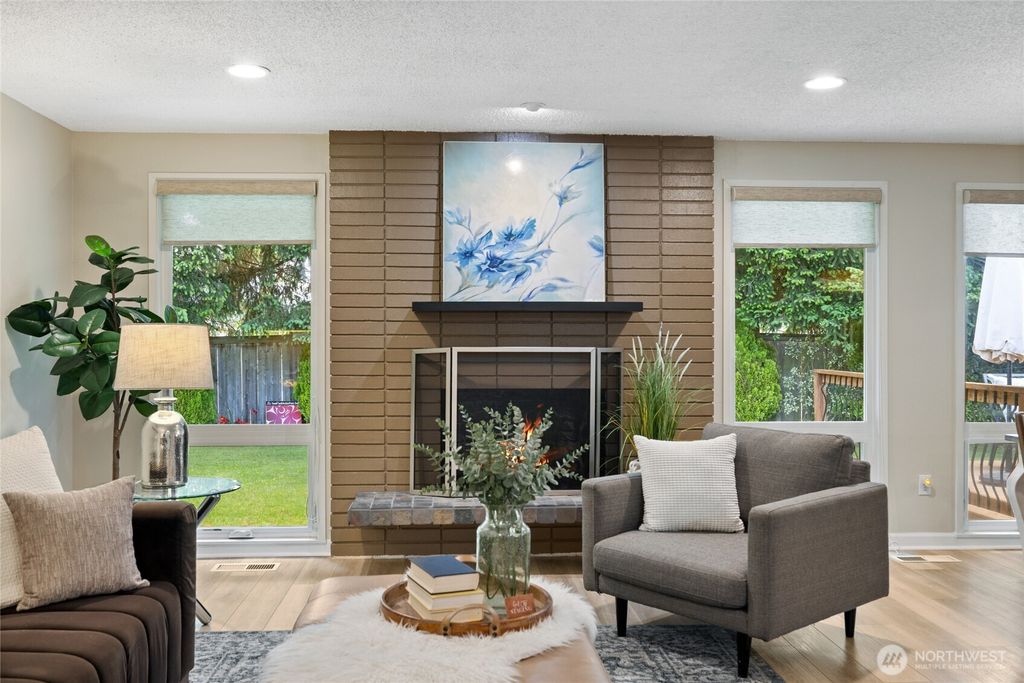 Photo of 8101 53rd Street Ct W, University Place, WA 98467 (MLS # 2523000)