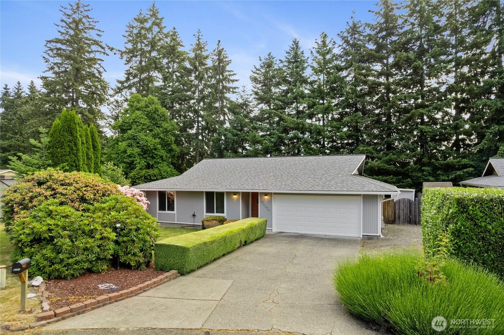 Photo of 8101 53rd Street Ct W, University Place, WA 98467 (MLS # 2523000)