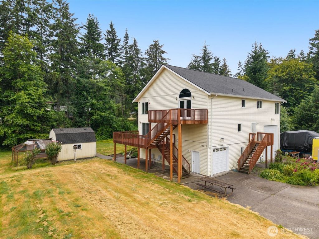Photo of 28713 207th Avenue SE, Kent, WA 98042 (MLS # 2441375)