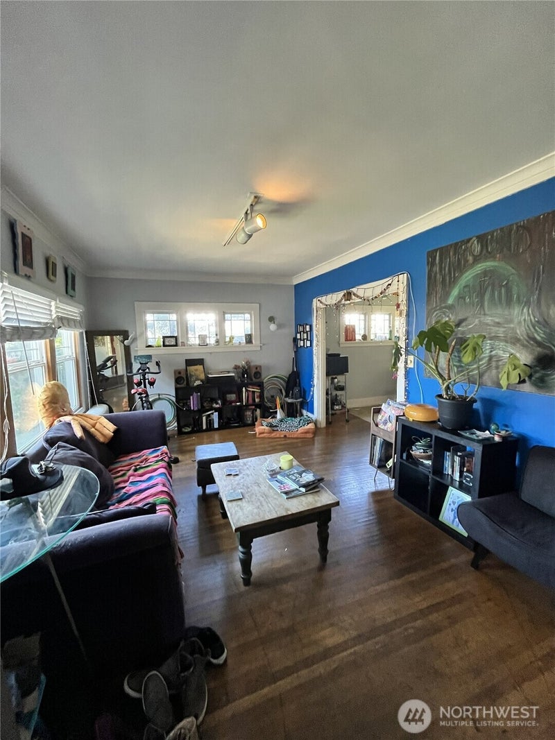 1010 Bellevue Court E