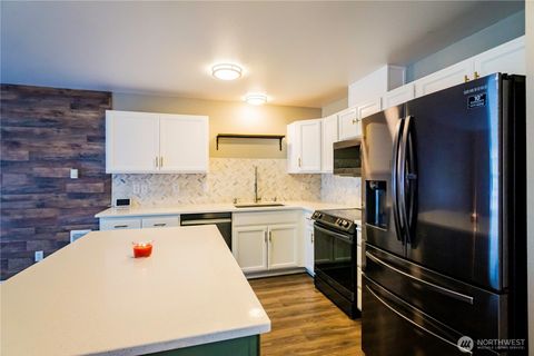 Photo of 10312 140th Street Ct E #44, Puyallup, WA 98374 (MLS # 2509109)