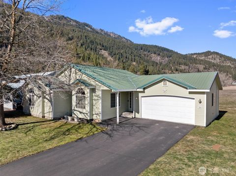 Photo of 300 Tumwater Drive, Leavenworth, WA 98826 (MLS # 2484492)