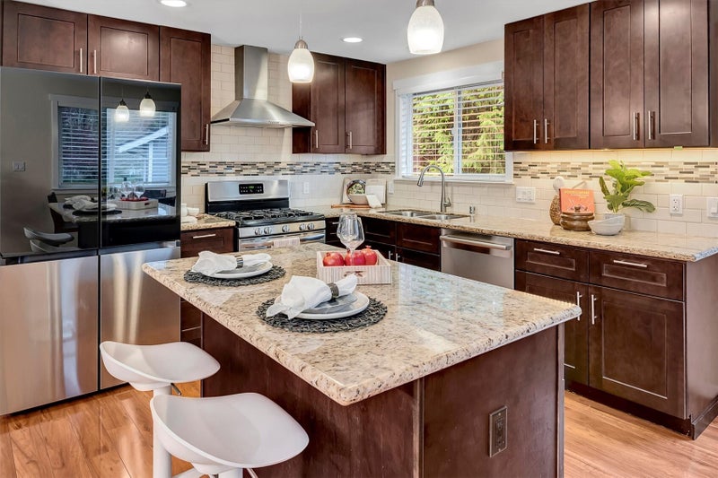10118 NE 198th Place