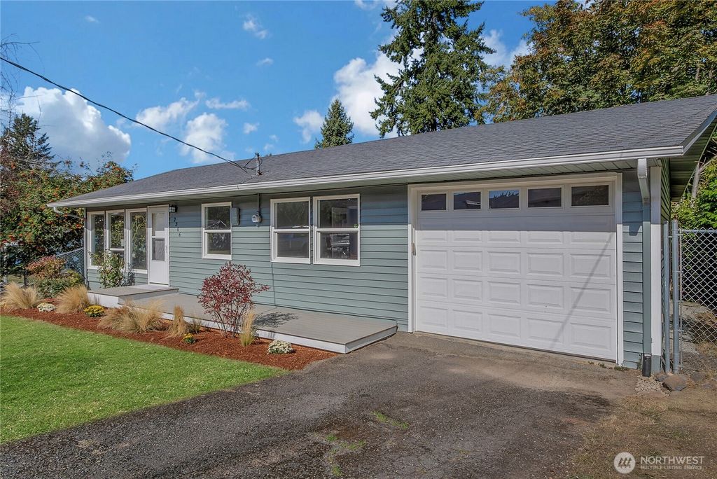 Photo of 2306 S 249th Street, Kent, WA 98032 (MLS # 2443480)