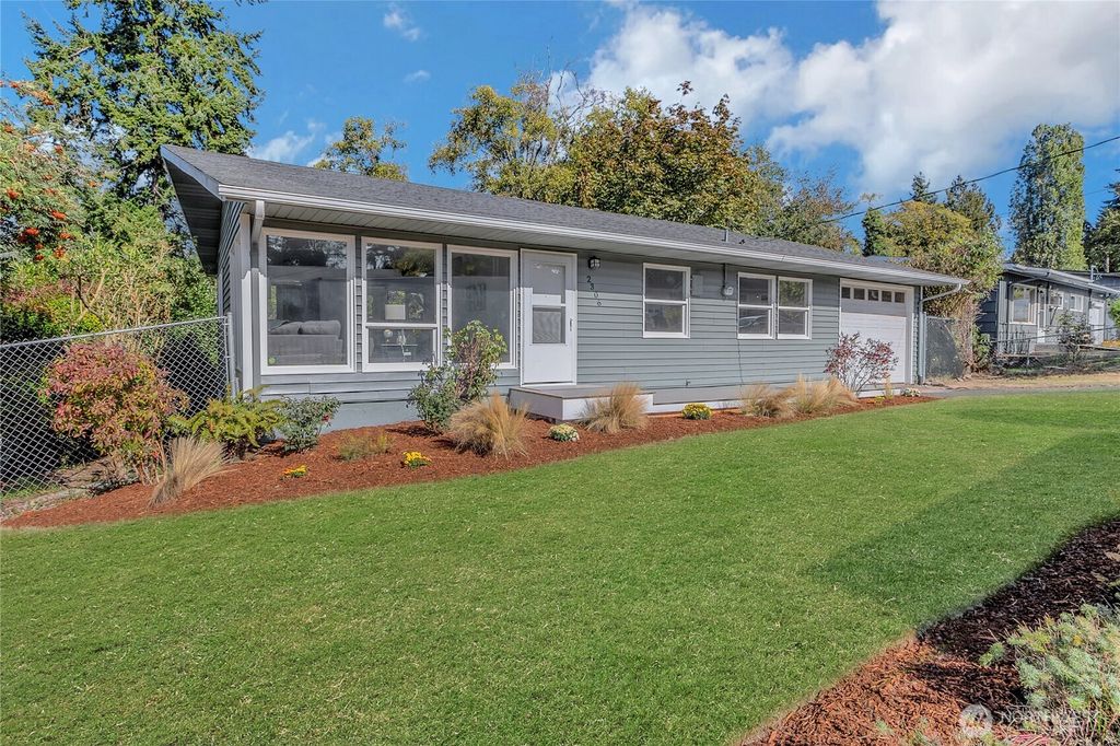 Photo of 2306 S 249th Street, Kent, WA 98032 (MLS # 2443480)