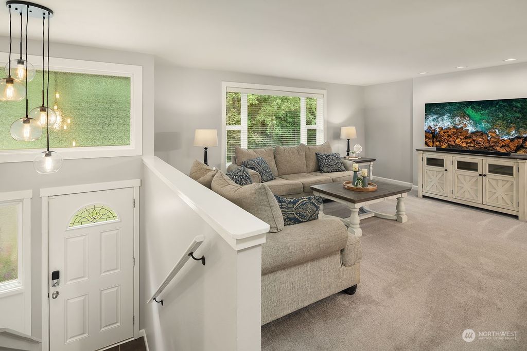 Photo of 15902 174th Avenue NE, Woodinville, WA 98072 (MLS # 2251783)