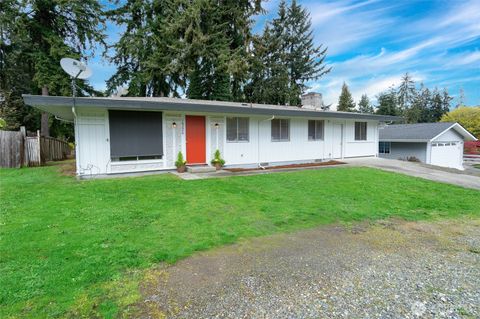Photo of 16220 SE 132nd Street, Renton, WA 98059 (MLS # 2507812)