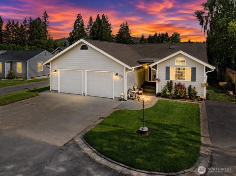 Photo of 3206 Olympia Way, Longview, WA 98632 (MLS # 2521878)
