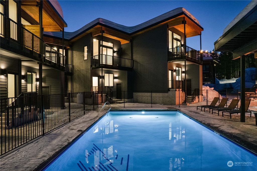 Photo of 181 Pass Life Way, Snoqualmie Pass, WA 98068 (MLS # 2194148)