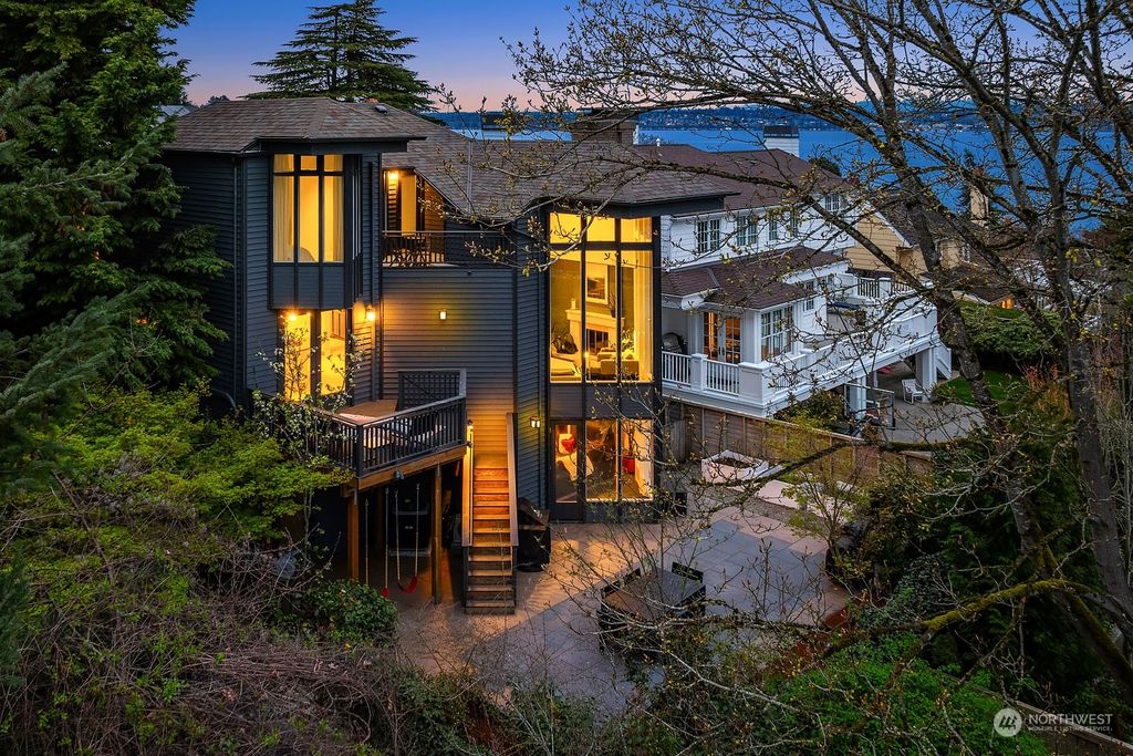 Photo of 5125 NE 42nd Street, Seattle, WA 98105 (MLS # 2214565)