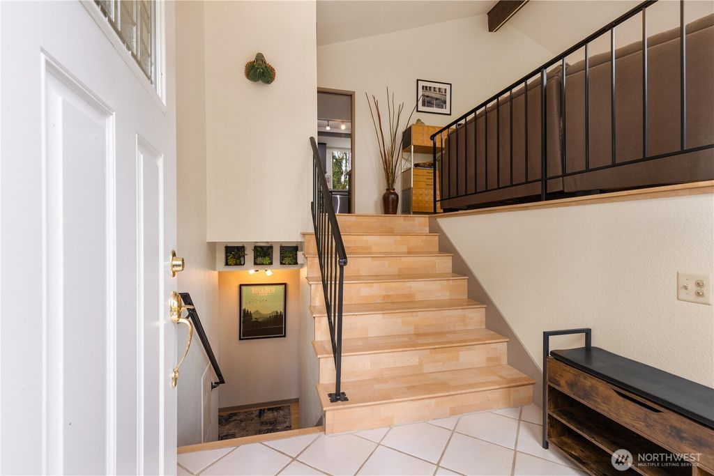 Photo of 3504 175th Avenue NE, Redmond, WA 98052 (MLS # 2346667)