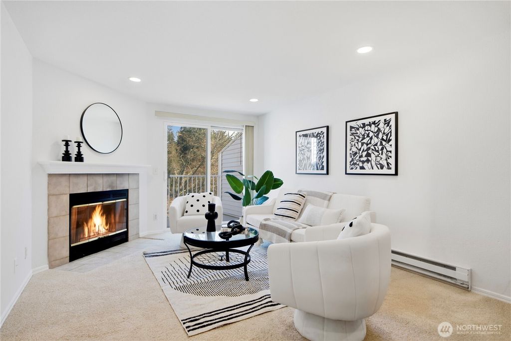 Photo of 12740 NE 10th Place #E303, Bellevue, WA 98005 (MLS # 2487792)