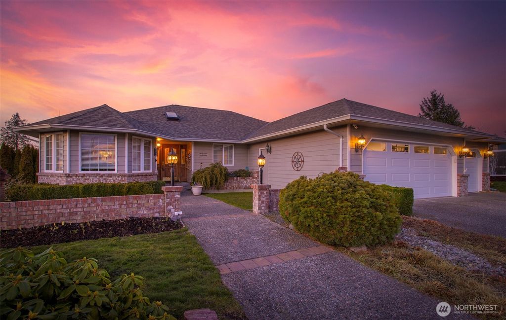 Photo of 7001 57th Street NE, Marysville, WA 98270 (MLS # 2482414)