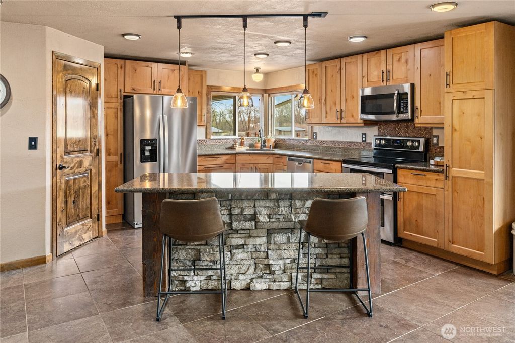 Photo of 3661 E Taneum Road, Thorp, WA 98946 (MLS # 2503543)