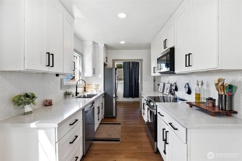 435 E 64th Street
