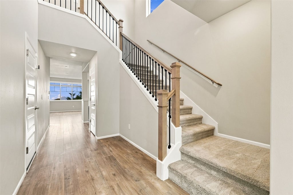 Photo of 9610 S 201st Place, Kent, WA 98031 (MLS # 2595979)