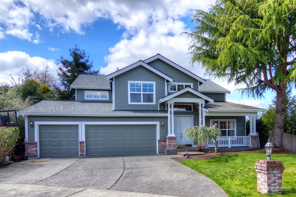 Photo of 19229 NE 86th Place, Bothell, WA 98011 (MLS # 2054136)