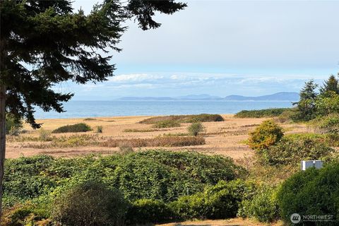 Photo of 4251 Hollydale Lane, Oak Harbor, WA 98277 (MLS # 2437290) Photo of 4251 Hollydale Lane, Oak Harbor, WA 98277 (MLS # 2437290)