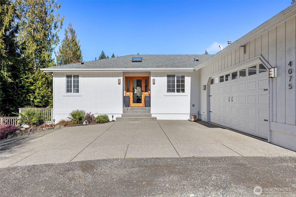 Photo of 4075 Farmer Dell Road E, Port Orchard, WA 98366 (MLS # 2484083)