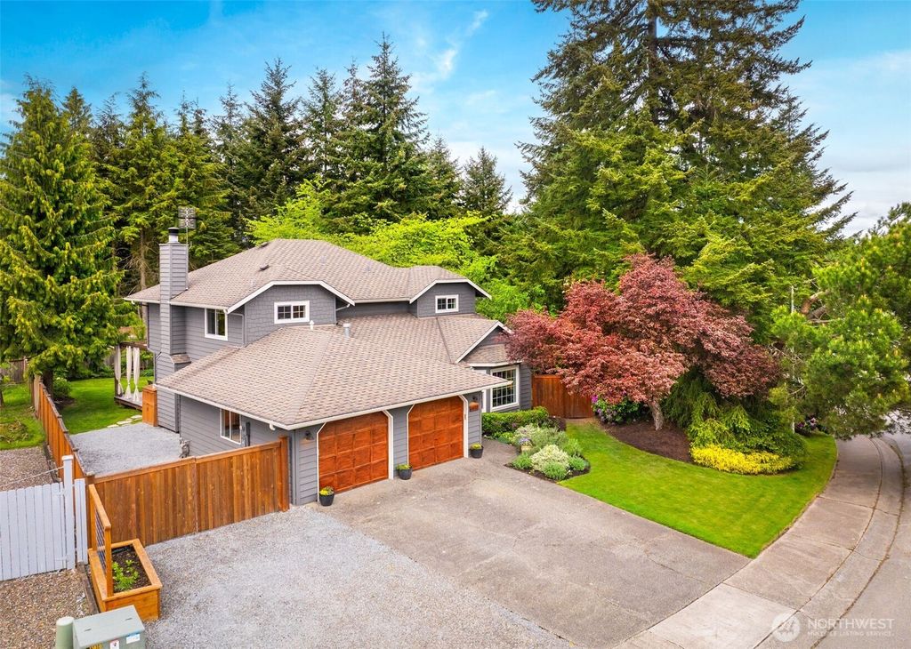 Photo of 6423 138th Place SE, Snohomish, WA 98296 (MLS # 2376988)