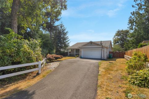 Photo of 4612 75th Avenue NE, Marysville, WA 98270 (MLS # 2420579)