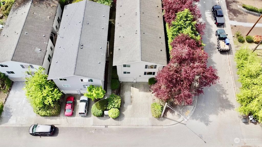 Photo of 1302 Chestnut Street #1, Everett, WA 98201 (MLS # 2227747)