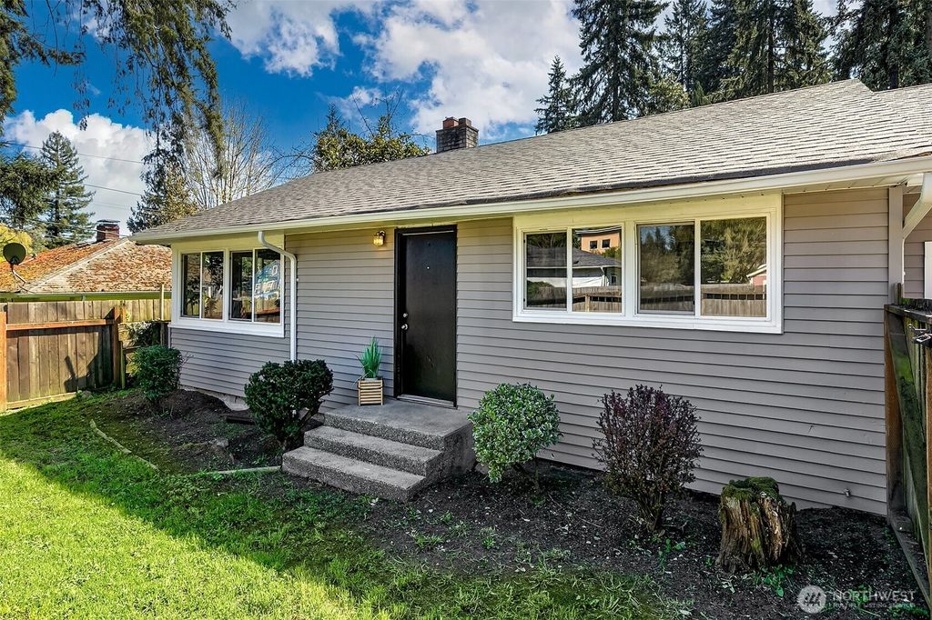 Photo of 2609 NE 145th Street, Seattle, WA 98155 (MLS # 2504883)