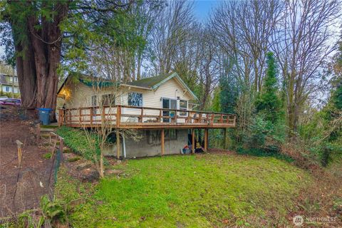 Photo of 511 Division Street, Port Orchard, WA 98366 (MLS # 2491396)