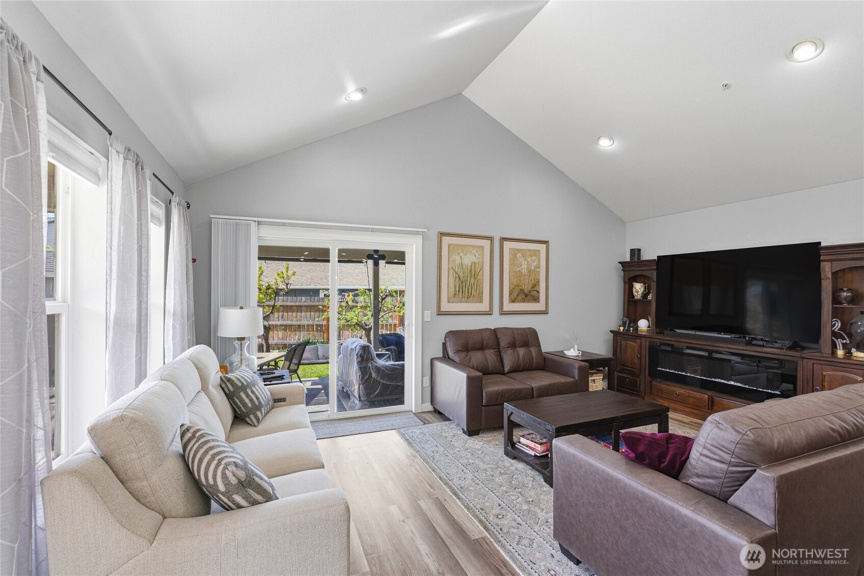 1364 Tractor Loop Road