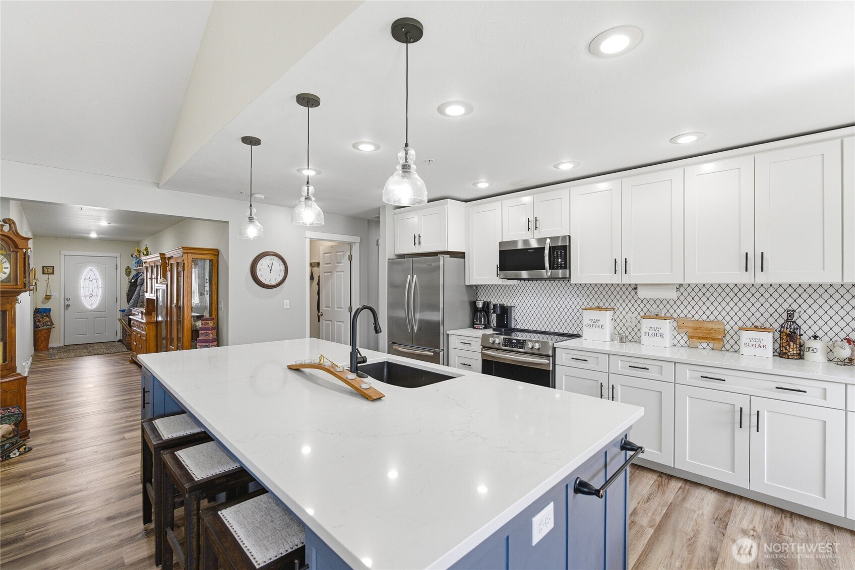 1364 Tractor Loop Road