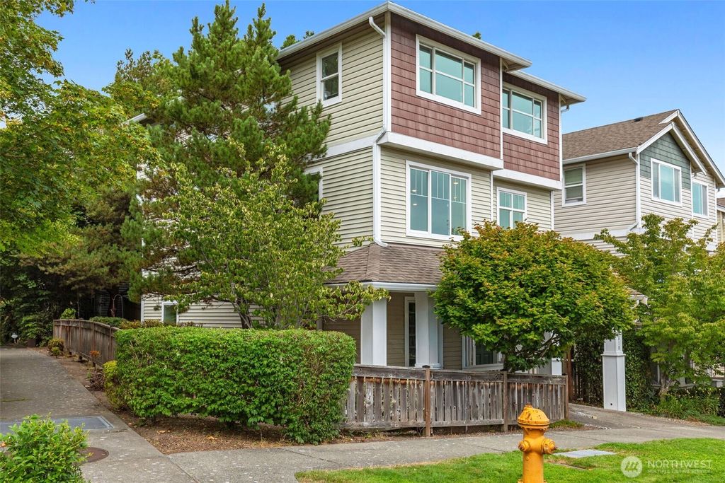 Photo of 2818 SW Graham Street, Seattle, WA 98126 (MLS # 2426587)