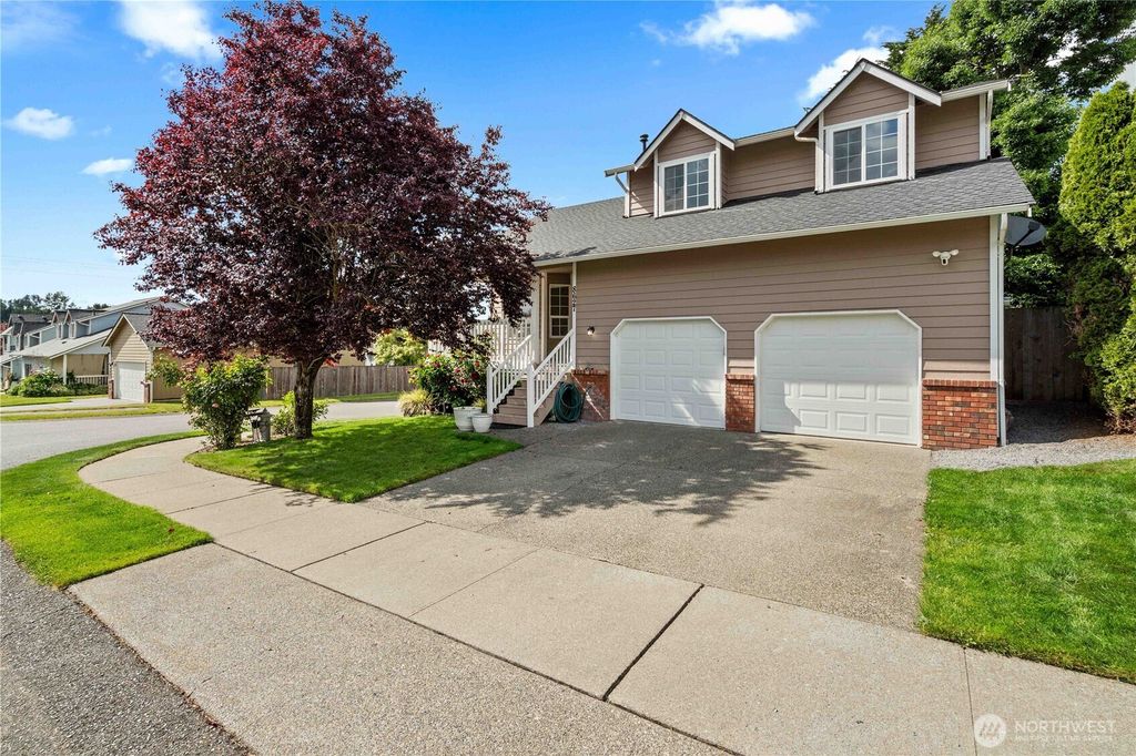 Photo of 8627 136th Street E, Puyallup, WA 98373 (MLS # 2530872)