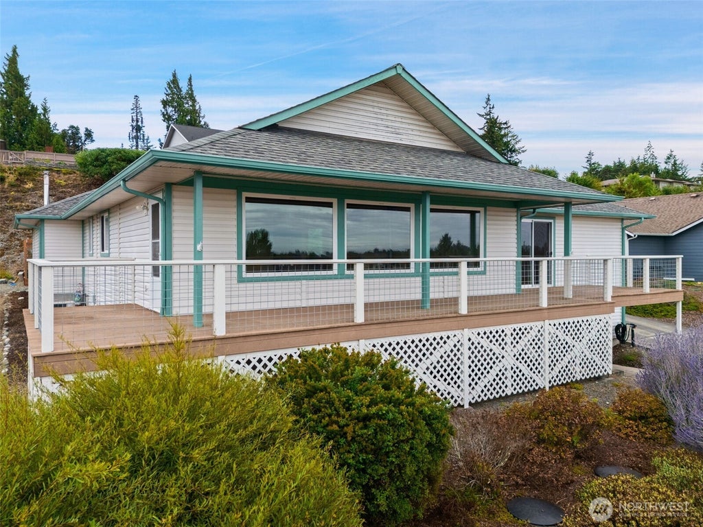 Photo of 220 Moonlight Drive, Sequim, WA 98382 (MLS # 2578411)