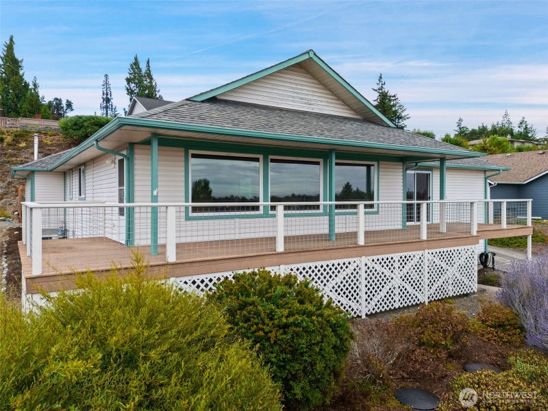 220 Moonlight Drive