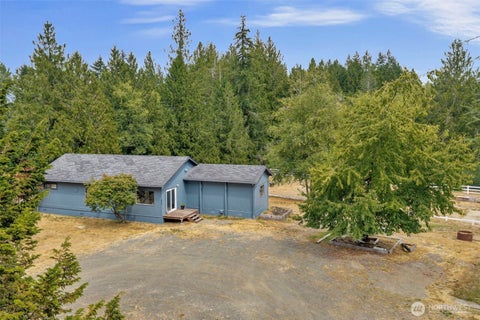 Photo of 650 W Griffiths Lane, Seabeck, WA 98380 (MLS # 2574591)