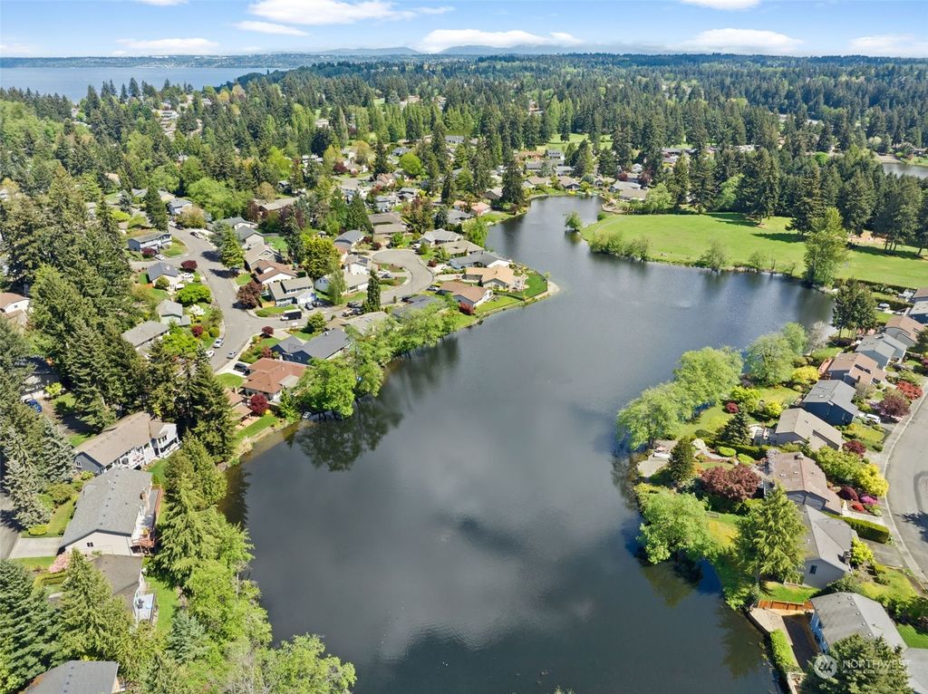 Photo of 4301 SW 323rd Street, Federal Way, WA 98023 (MLS # 2230145)