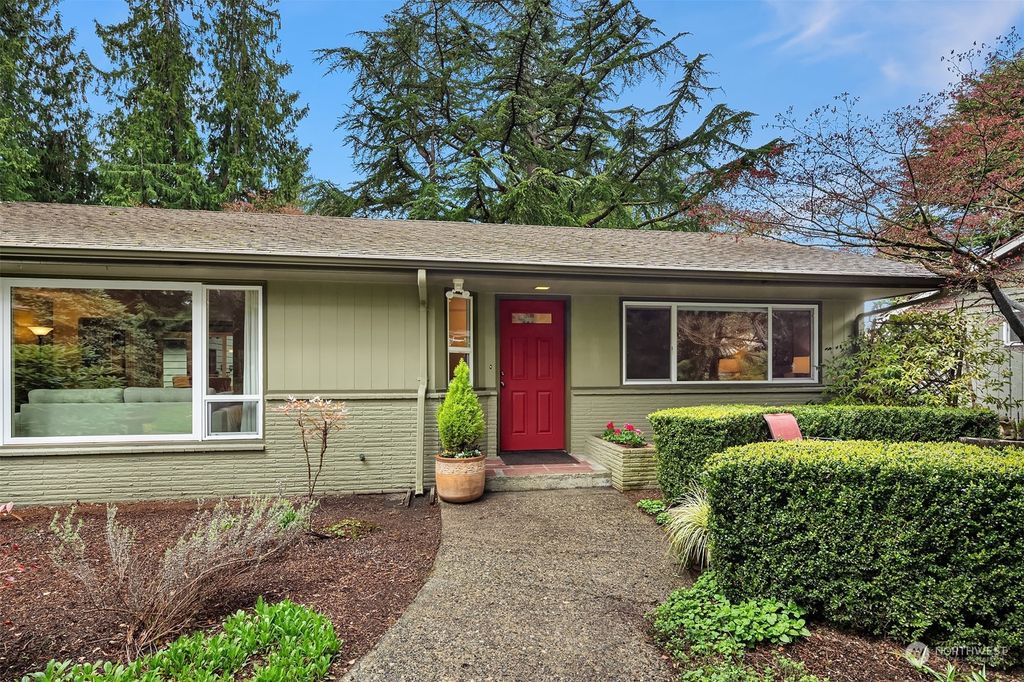 Photo of 21214 96th Avenue W, Edmonds, WA 98020 (MLS # 2210709)