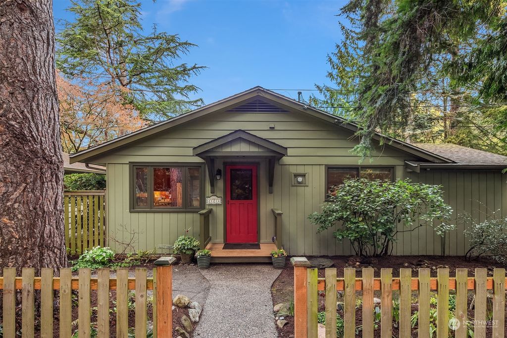 Photo of 21214 96th Avenue W, Edmonds, WA 98020 (MLS # 2210709)