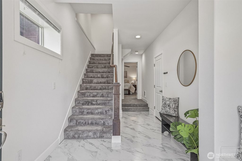 Photo of 20042 94th Avenue NE, Bothell, WA 98011 (MLS # 2500032)