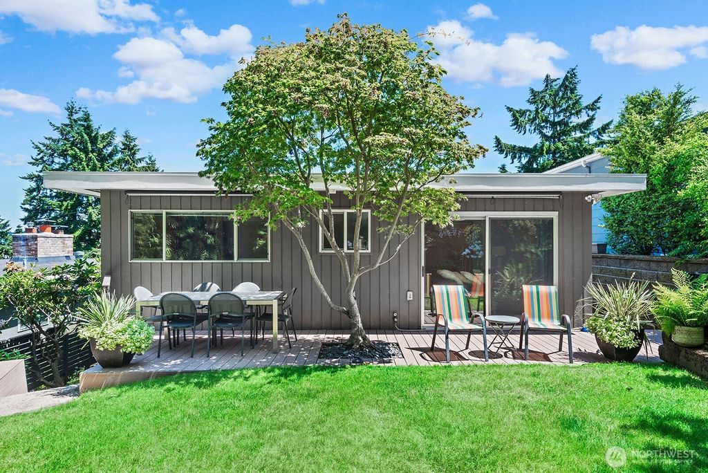 Photo of 3439 24th Avenue W, Seattle, WA 98199 (MLS # 2484466)