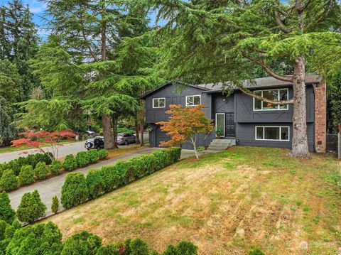 A home in Lake Forest Park